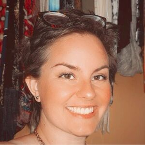 Meet Your Posher, Steph